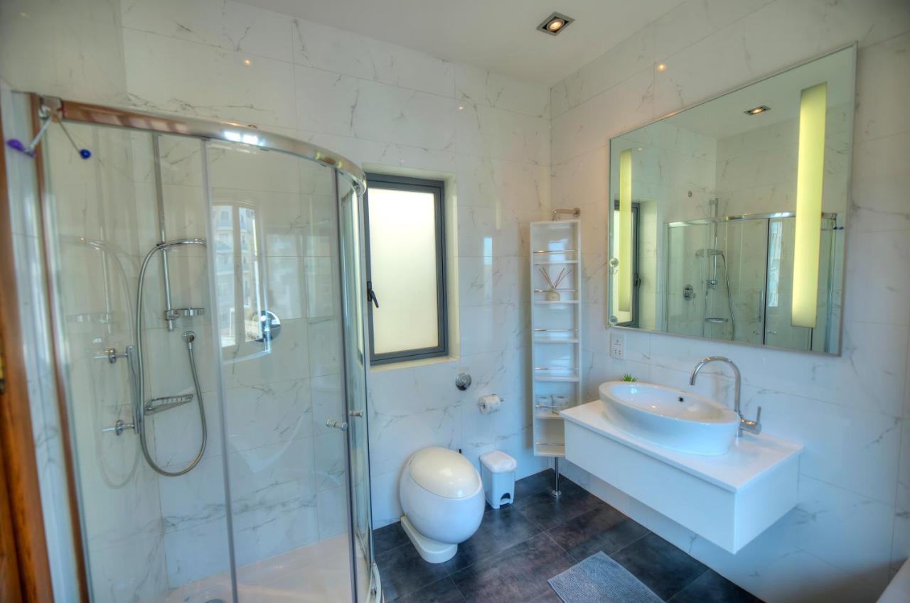 Spacious 3Bedrooms With Spectacular Views Goslm-6 Sliema Eksteriør billede